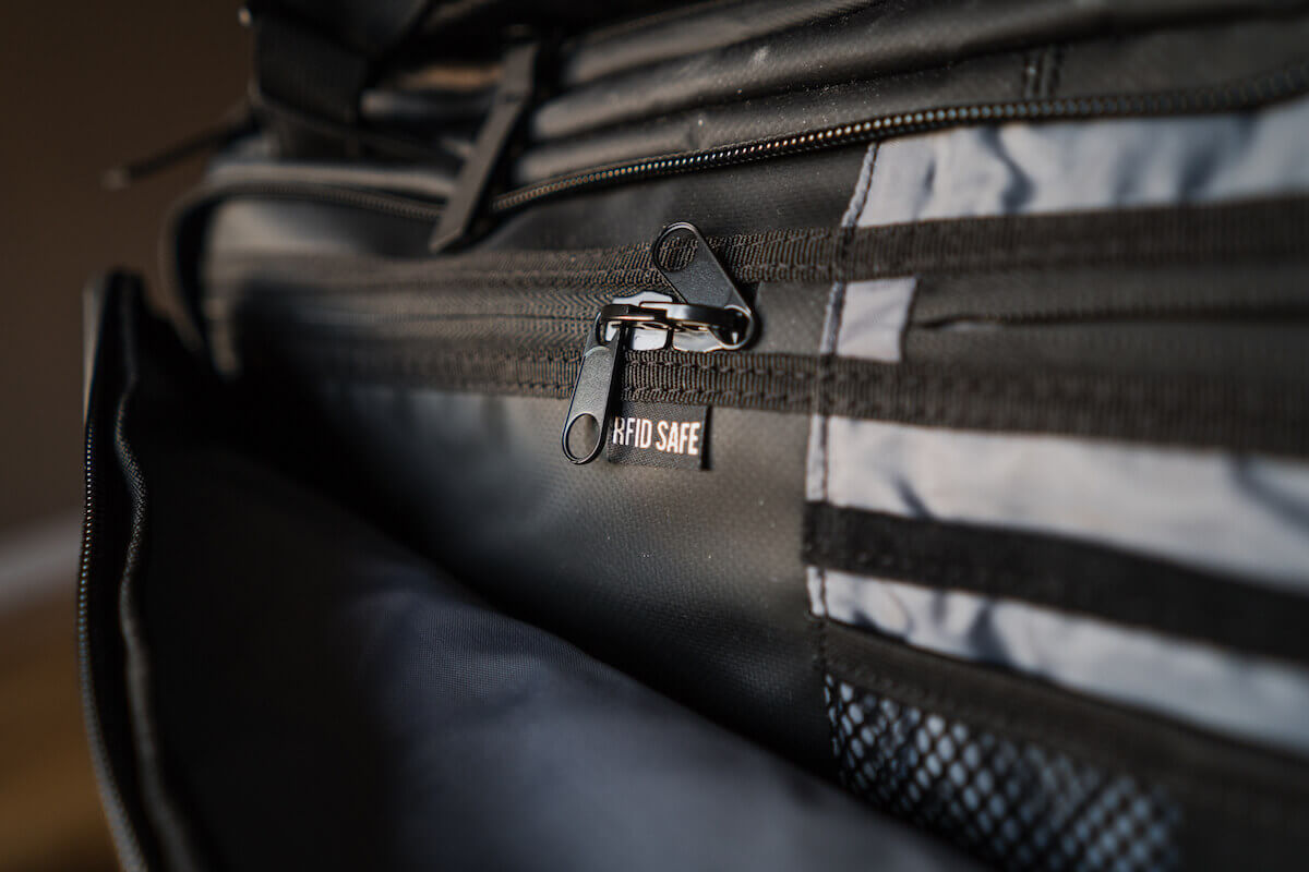 nomatic bag RFID pocket gridfiti