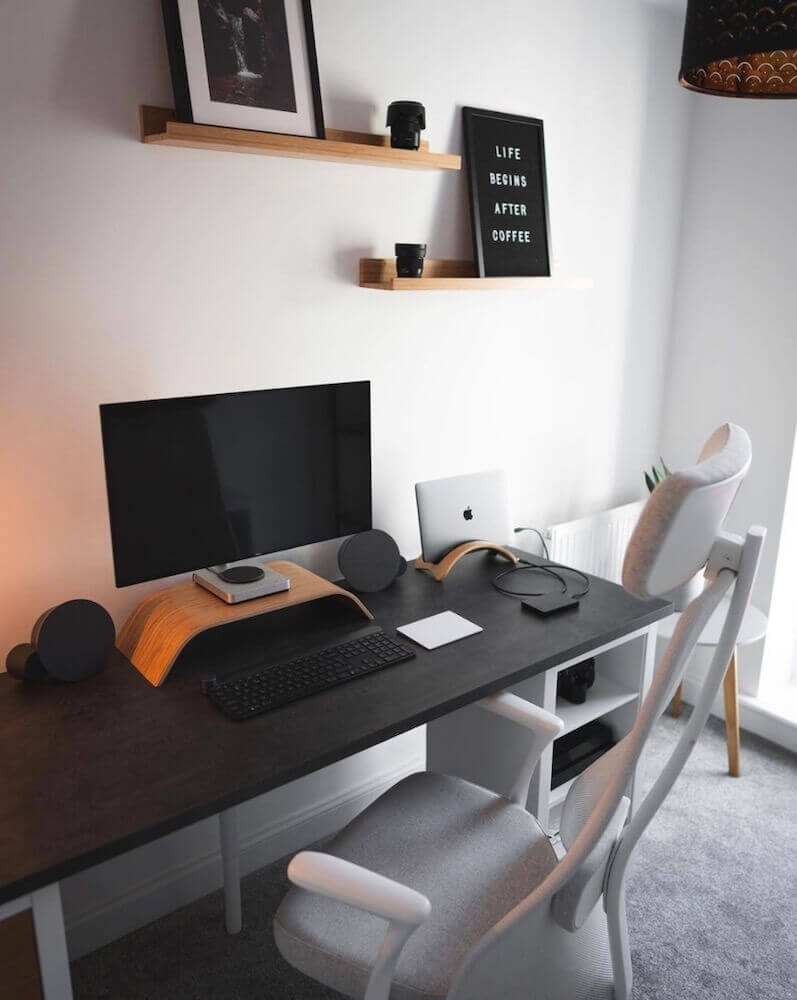 3 Minimalist Desk Setups