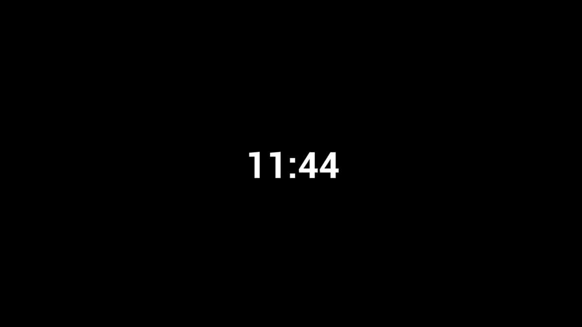 Black & White Minimal Clock Screensaver