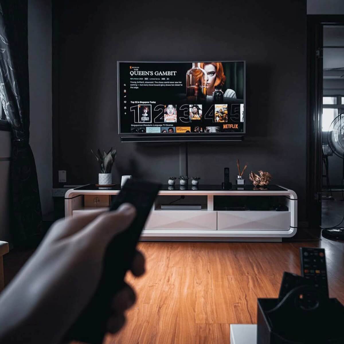 Best Gaming Entertainment Centers & TV Stand Setup Ideas | Gridfiti