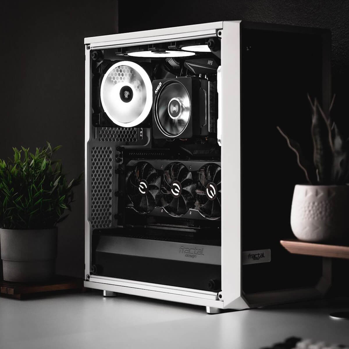 Minimal Gaming PC Cases