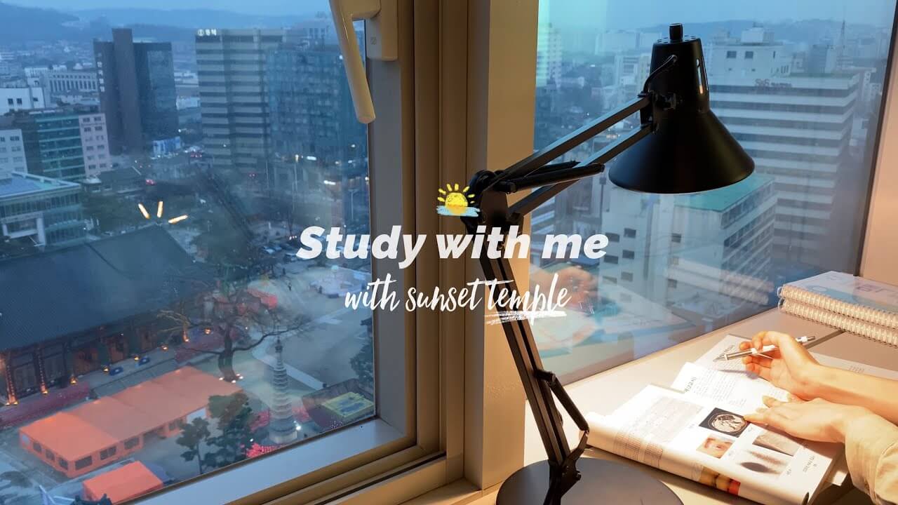 The Best Study With Me Videos, Live Streams & Discord Servers