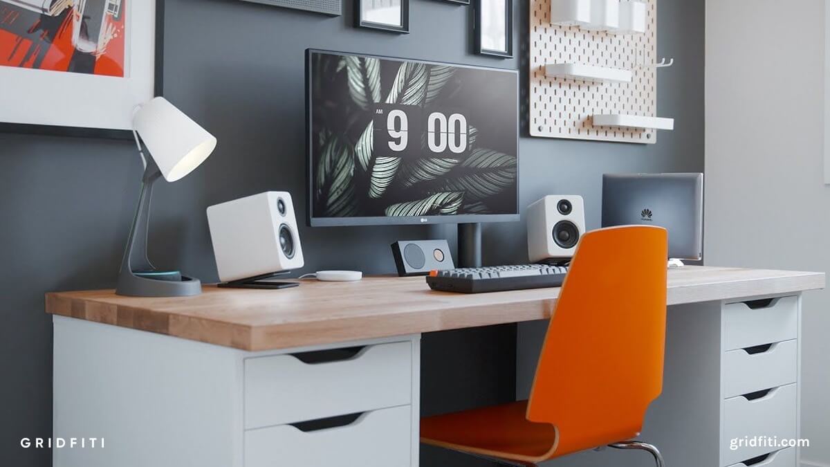 The 8 Best College Desk Setup Ideas for Students (Dorm, Study & More)